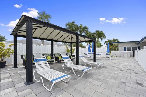 Tiny photo for 1177 S Drive Circle #B, Delray Beach, FL 33445 (MLS # B26019686)
