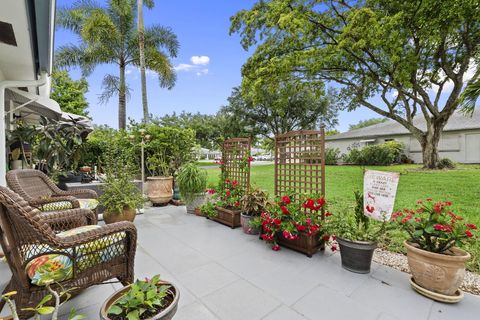 Tiny photo for 1177 S Drive Circle #B, Delray Beach, FL 33445 (MLS # B26019686)