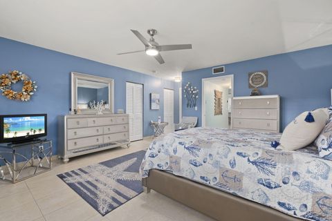 Tiny photo for 1177 S Drive Circle #B, Delray Beach, FL 33445 (MLS # B26019686)