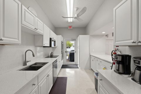 Tiny photo for 1177 S Drive Circle #B, Delray Beach, FL 33445 (MLS # B26019686)