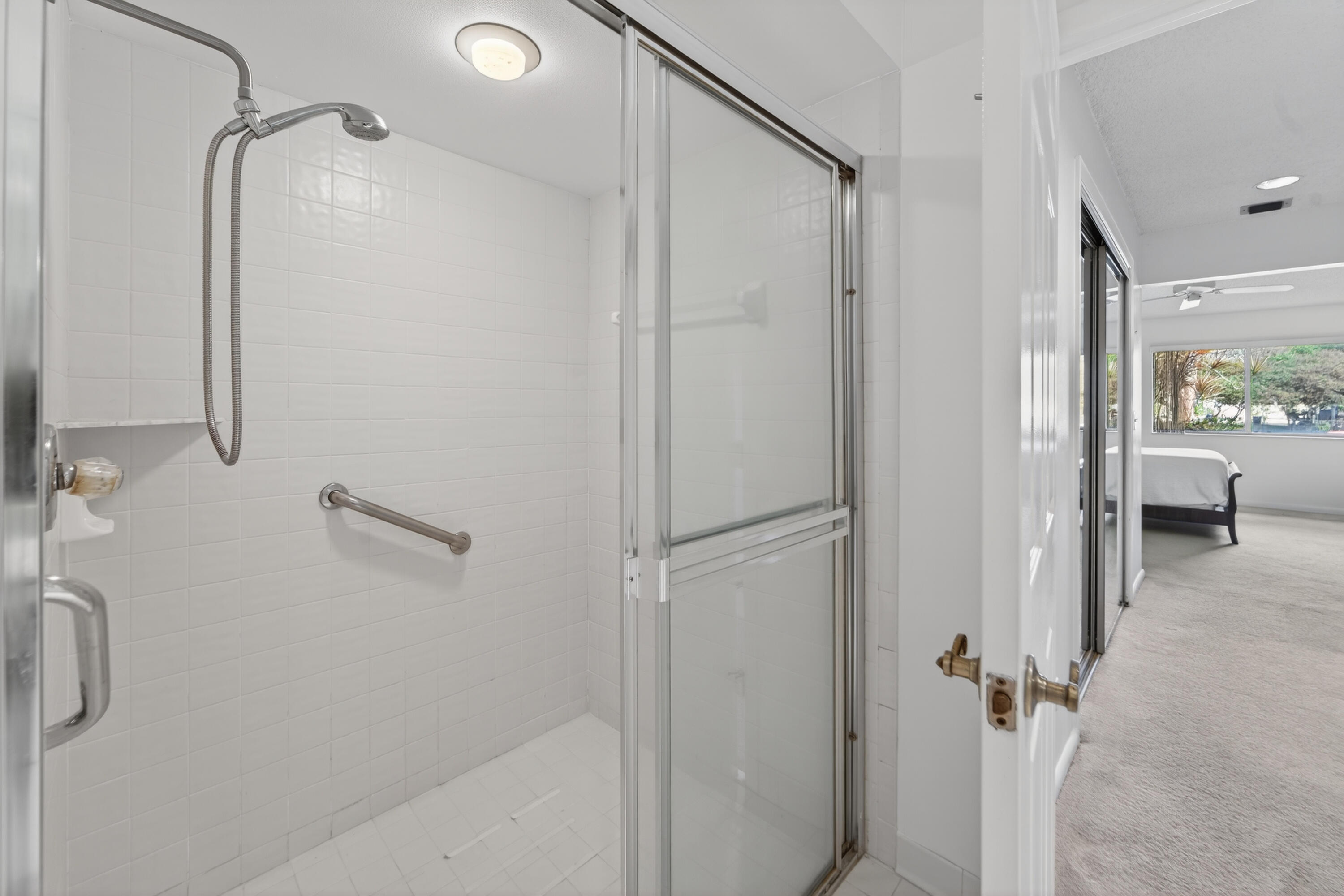 VILLAGE WALK - Residential