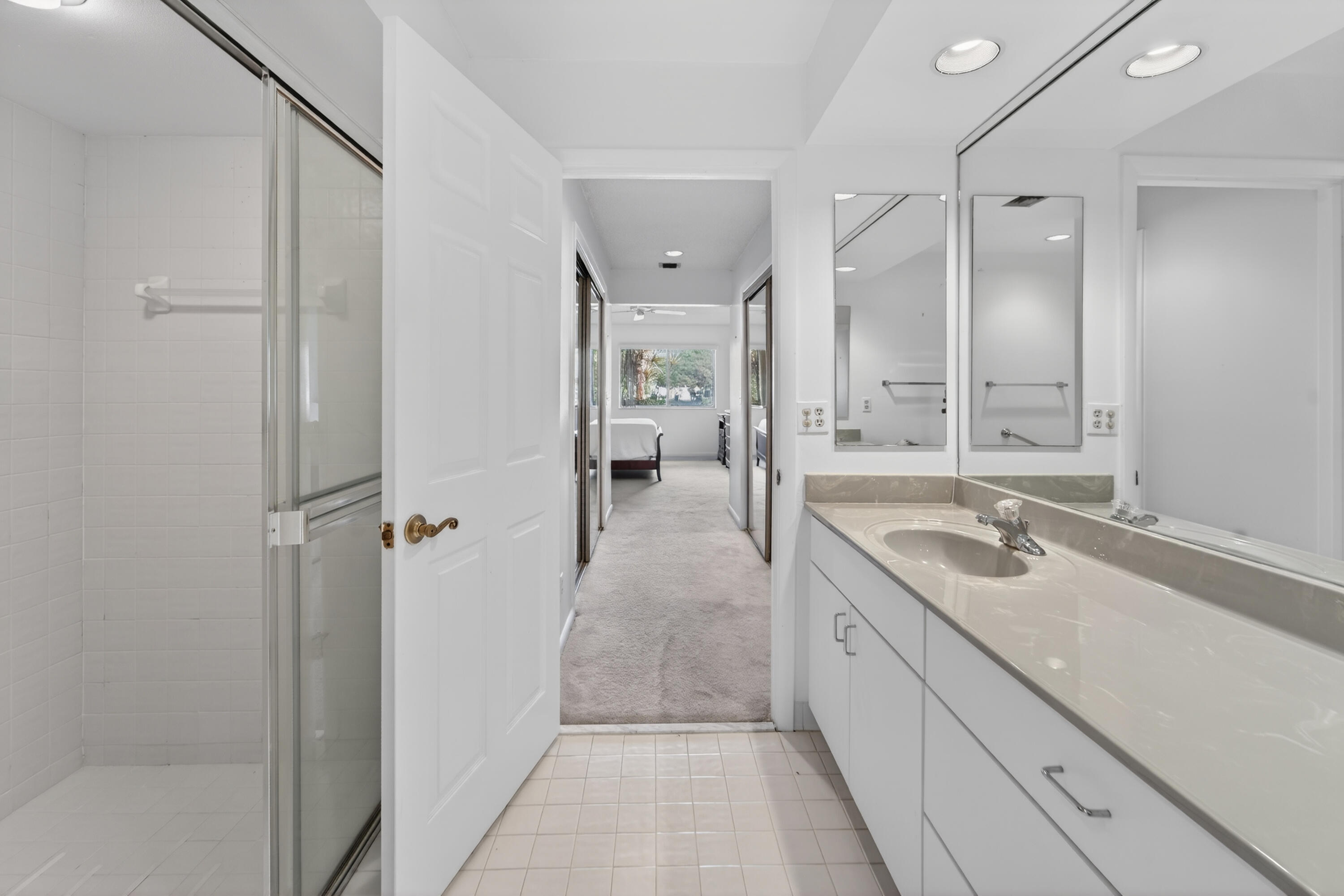 VILLAGE WALK - Residential