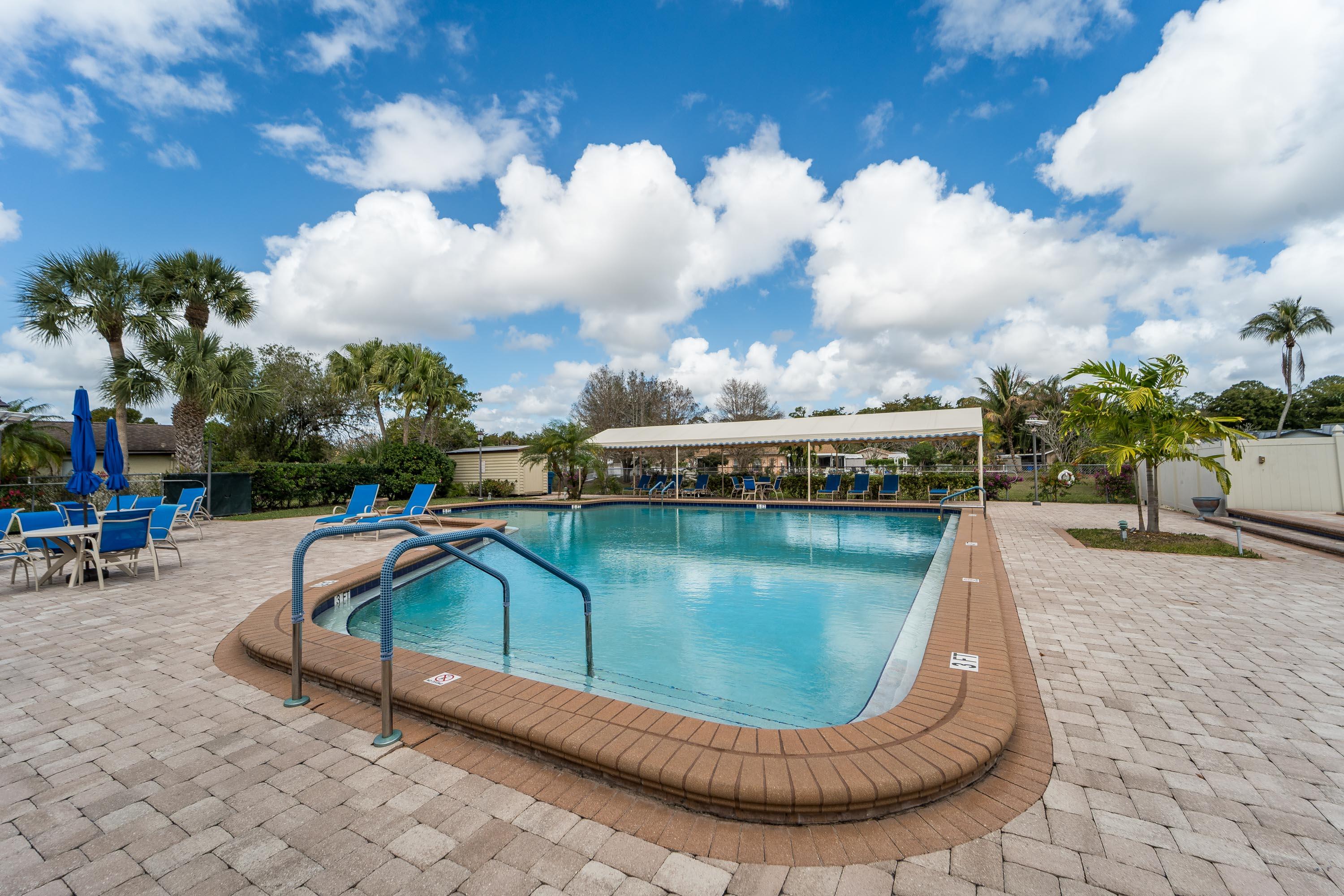 VILLAGE WALK - Residential