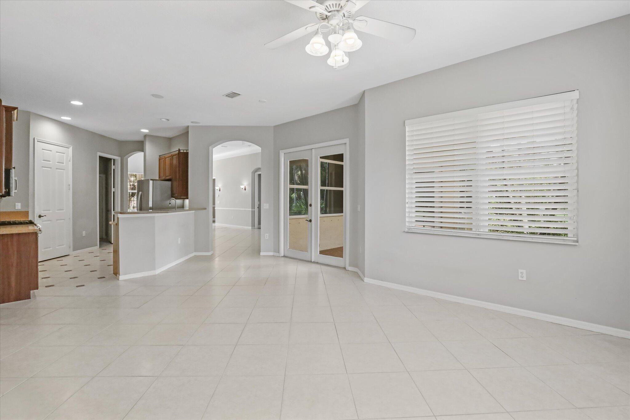 Lake Forest at St Lucie West - Residential
