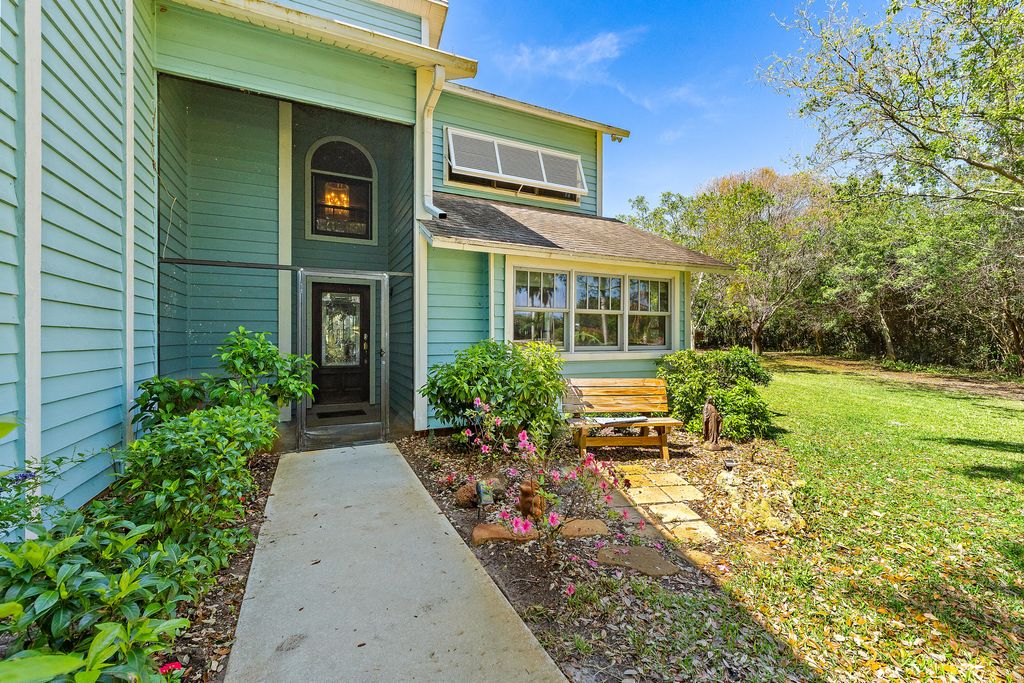 Photo of 7845 N 167th Ct Court N, Palm Beach Gardens, FL 33418 (MLS # B26008625)