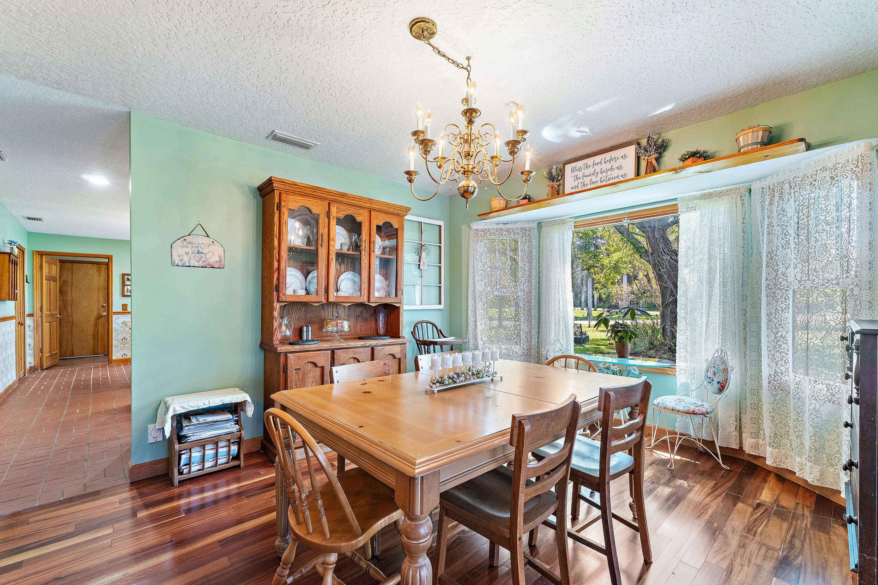 Palm Beach Country Estates - Residential