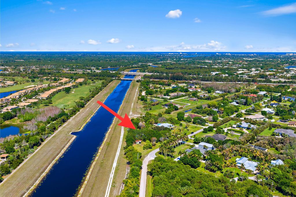 Photo of 7845 N 167th Ct Court N, Palm Beach Gardens, FL 33418 (MLS # B26008625)