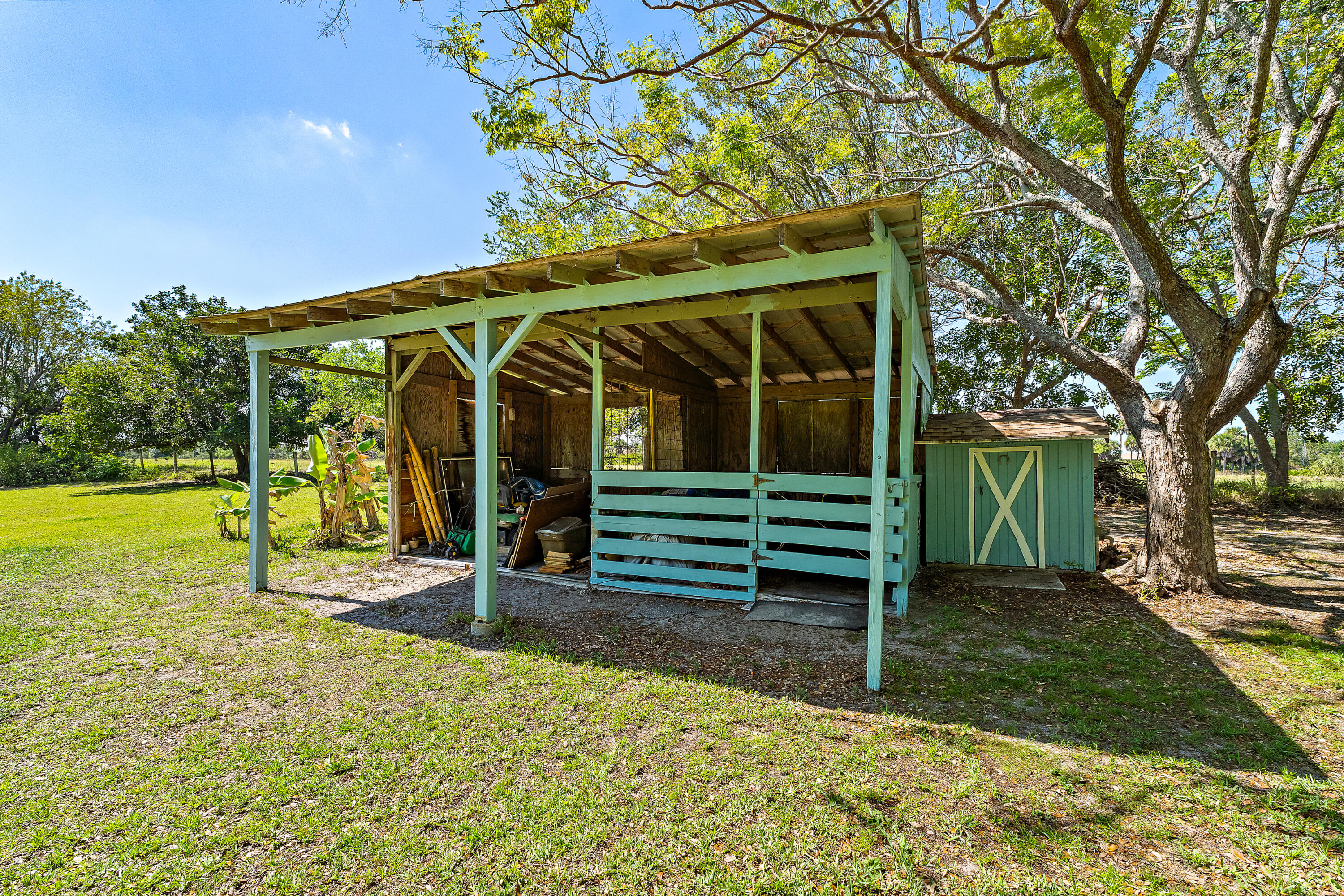 Palm Beach Country Estates - Residential