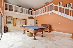 MONTEREY LAKE - Residential