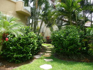 MONTEREY LAKE - Residential