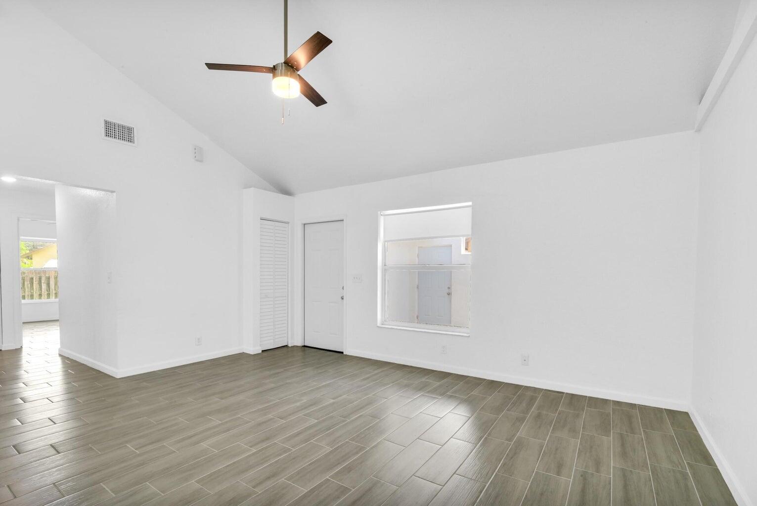 GREENVIEW SHORES 2 OF WEL - Residential Lease