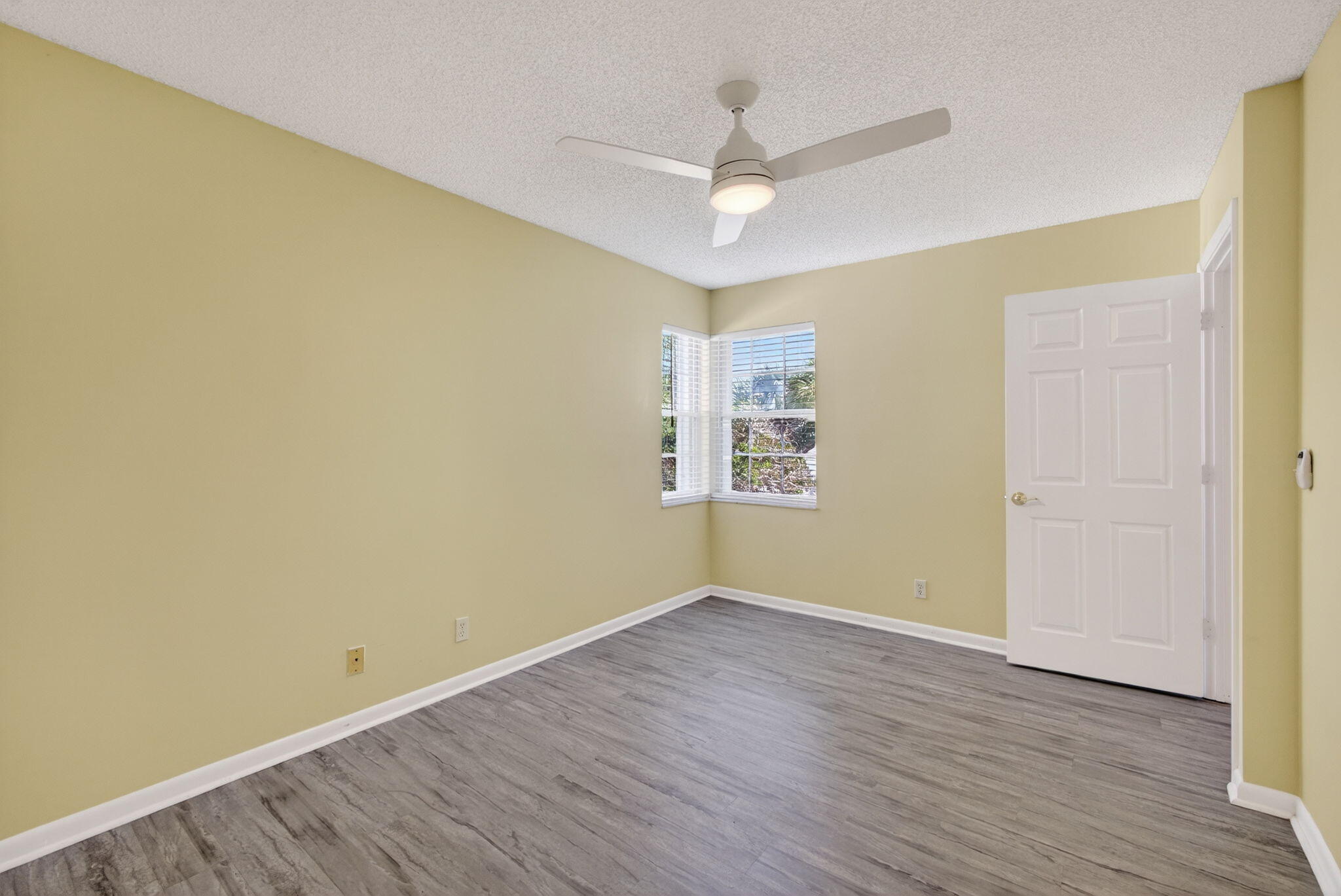 VILLAS OF OCEAN DUNES - Residential