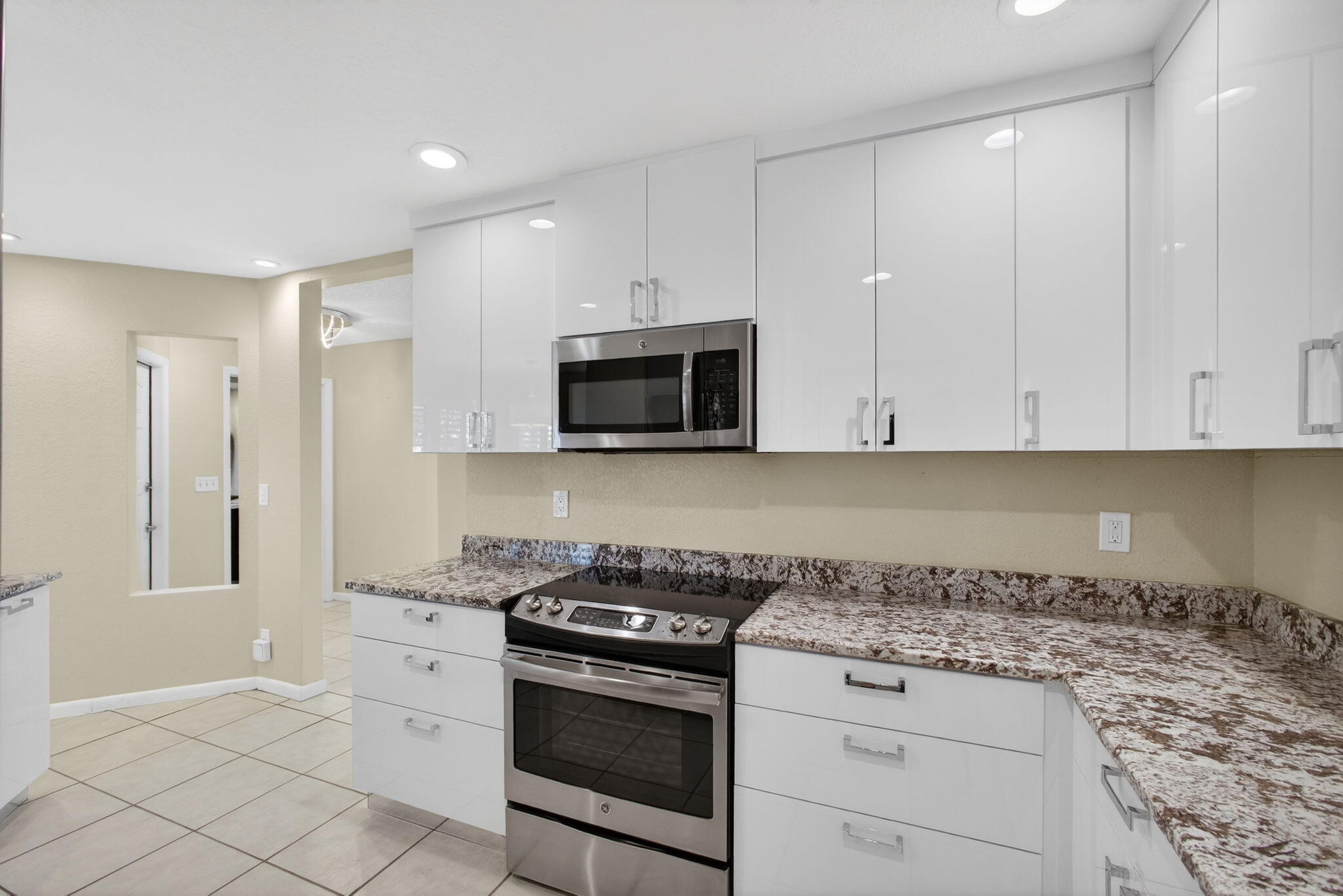 VILLAS OF OCEAN DUNES - Residential