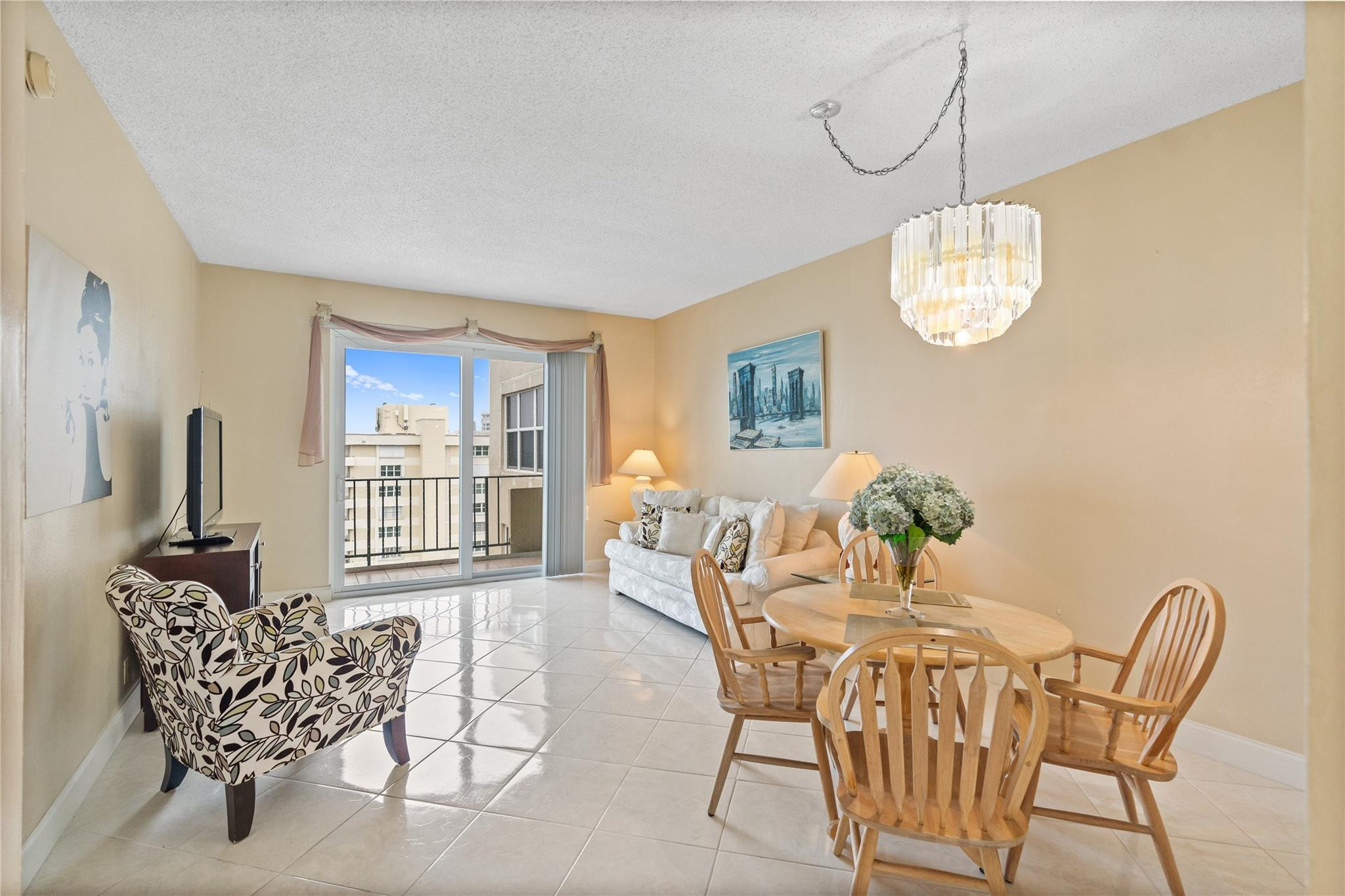 2000 S Ocean Boulevard 16P