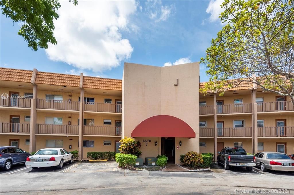 Photo of 6570 Royal Palm Boulevard #312j, Margate, FL 33063 (MLS # R10727509)