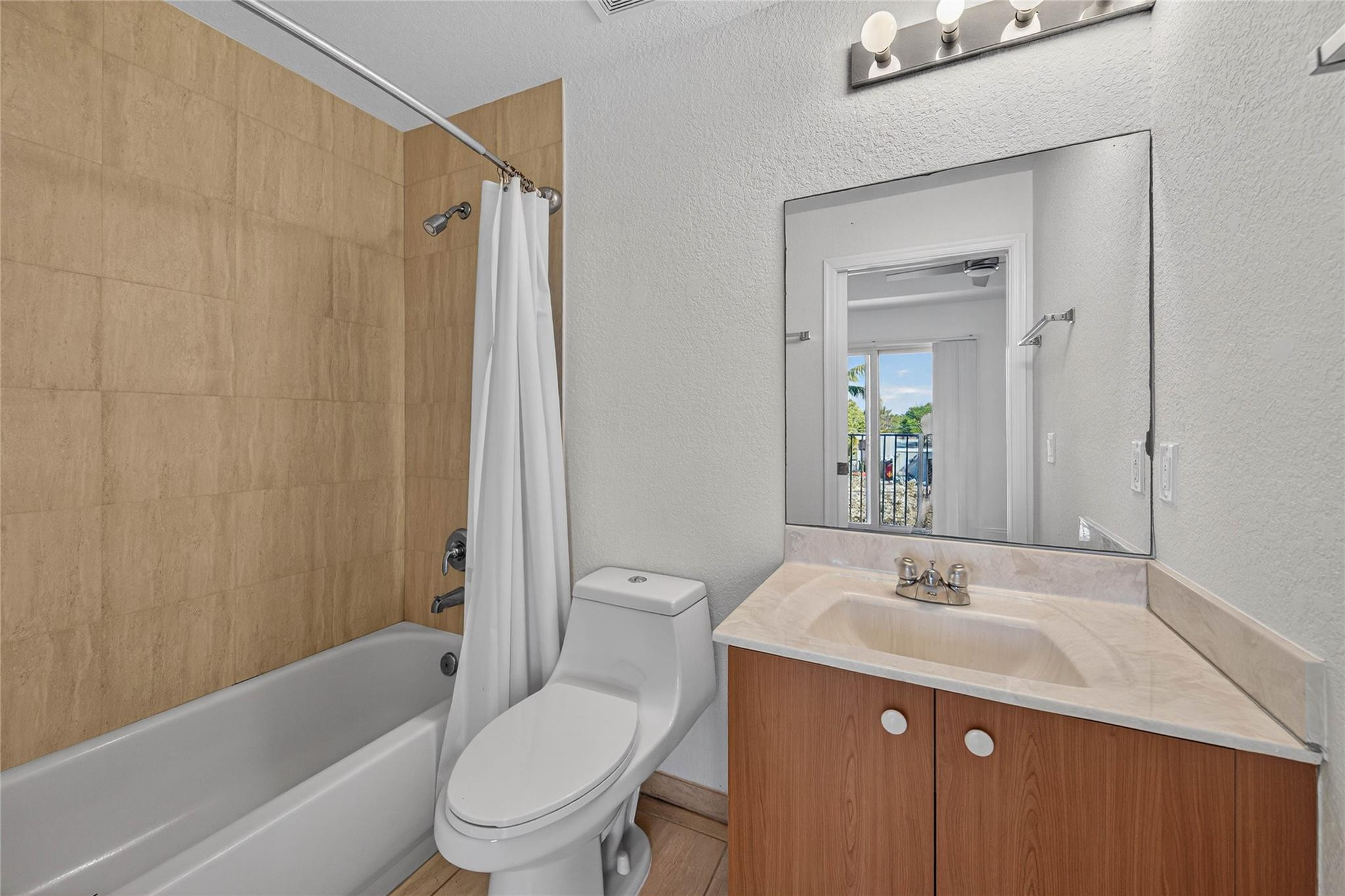 Palm Isles Villas - Residential