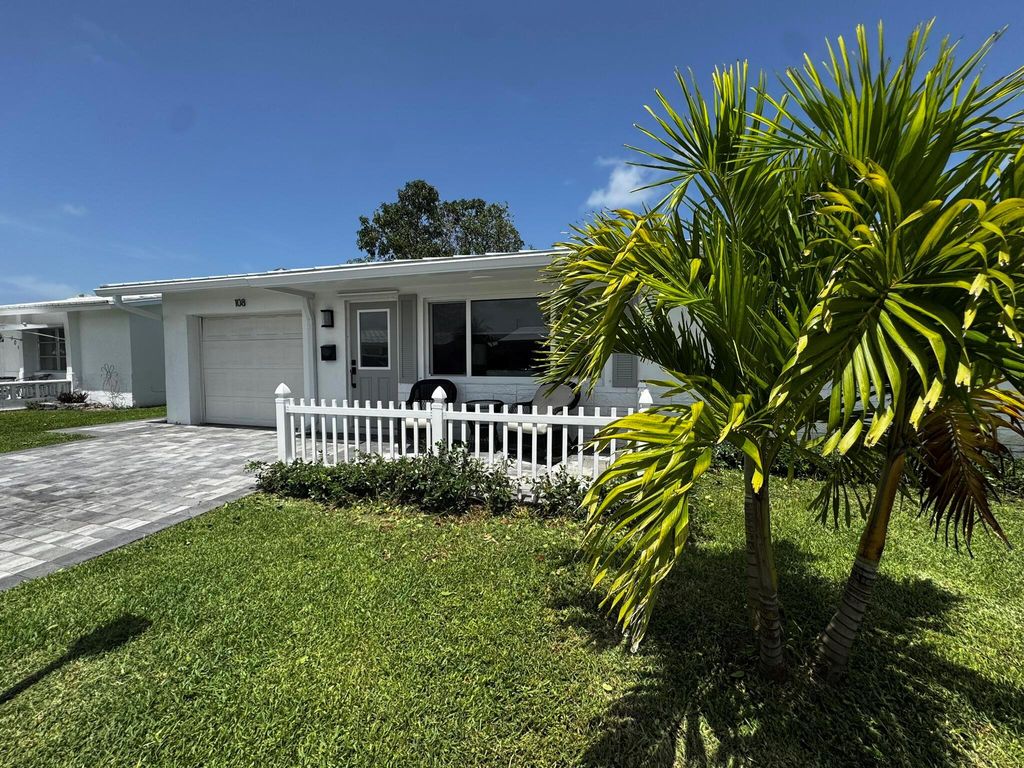 Photo of 108 SW 9th Street, Boynton Beach, FL 33426 (MLS # R11099169)