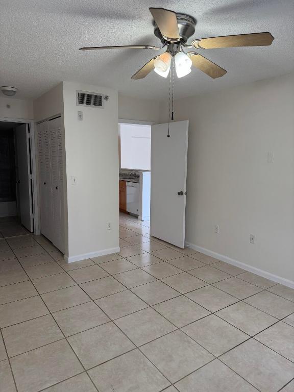 ST ANDREWS AT BOYNTON BEACH CONDO - Residential Lease
