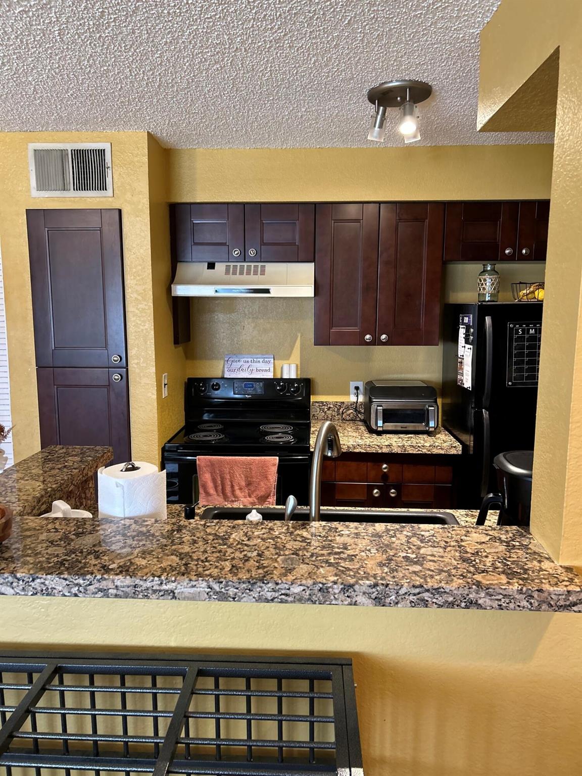 SUNDANCE AT DAVIE CONDO - Residential
