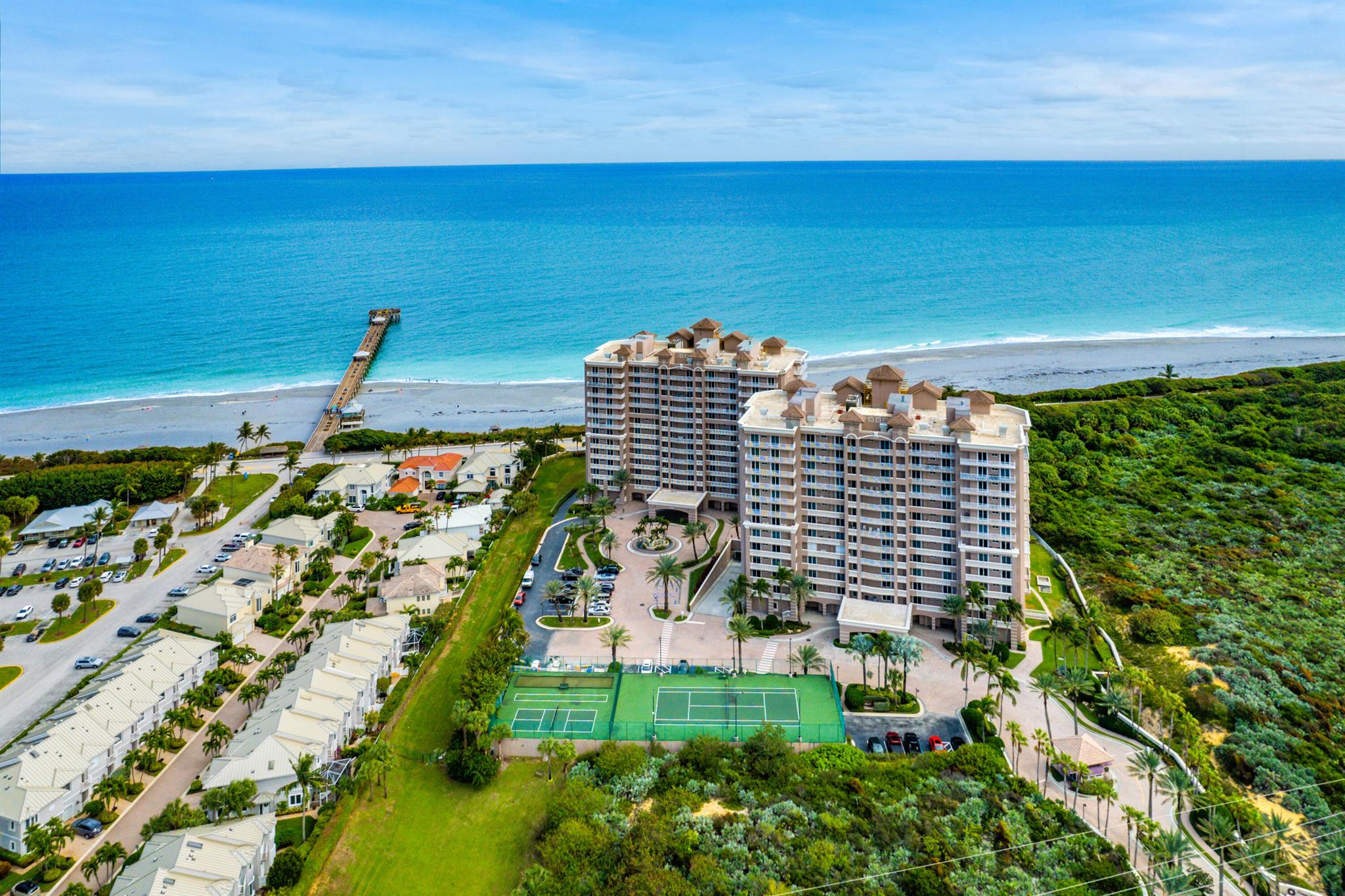 OCEAN ROYALE CONDOMINIUM - Residential