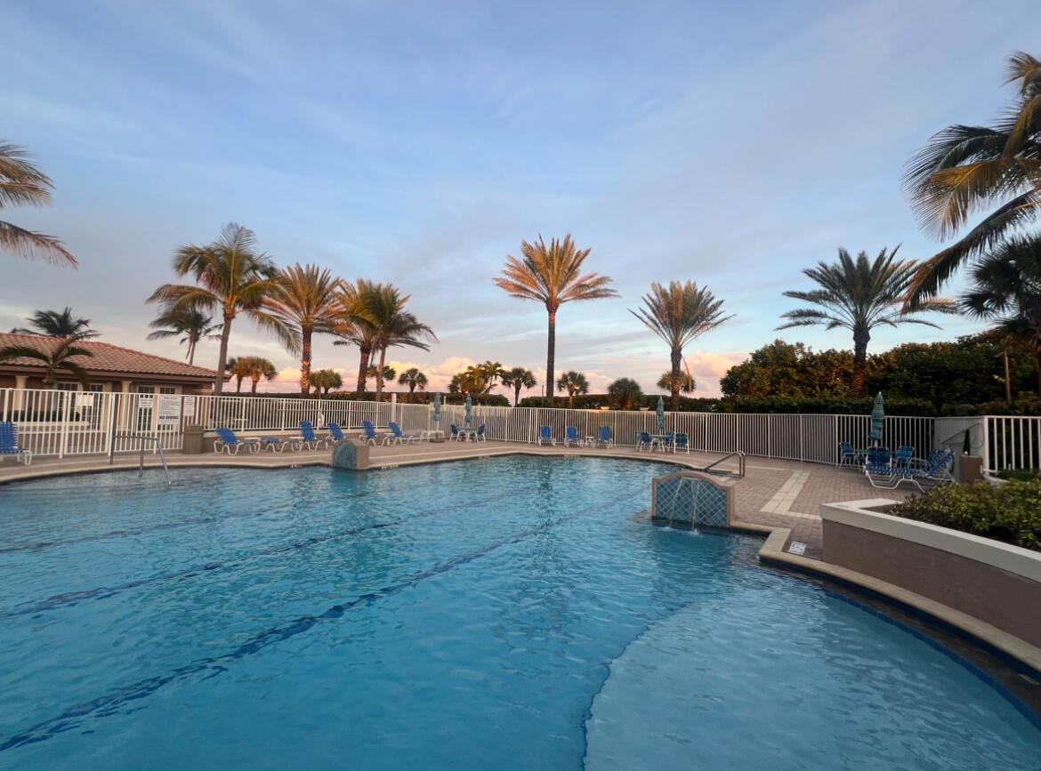 OCEAN ROYALE CONDOMINIUM - Residential