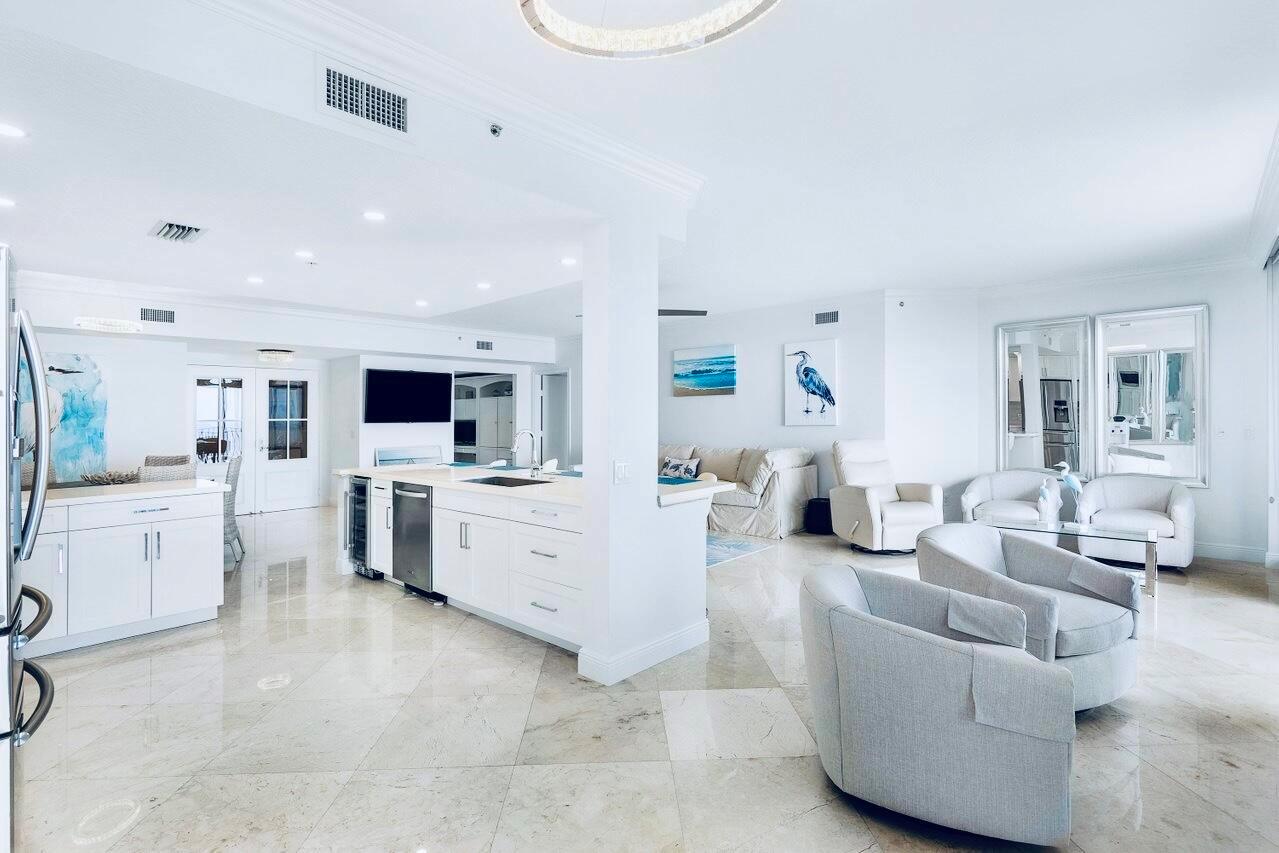 OCEAN ROYALE CONDOMINIUM - Residential