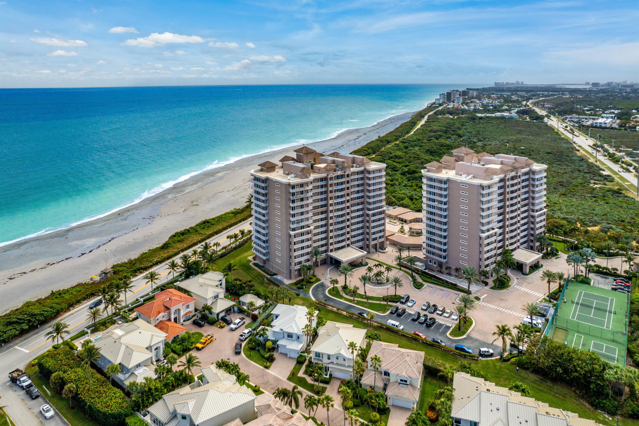 OCEAN ROYALE CONDOMINIUM - Residential