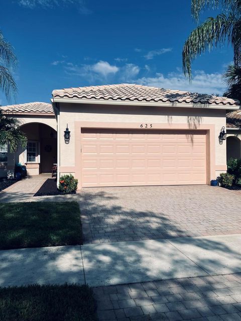 A home in Port St Lucie