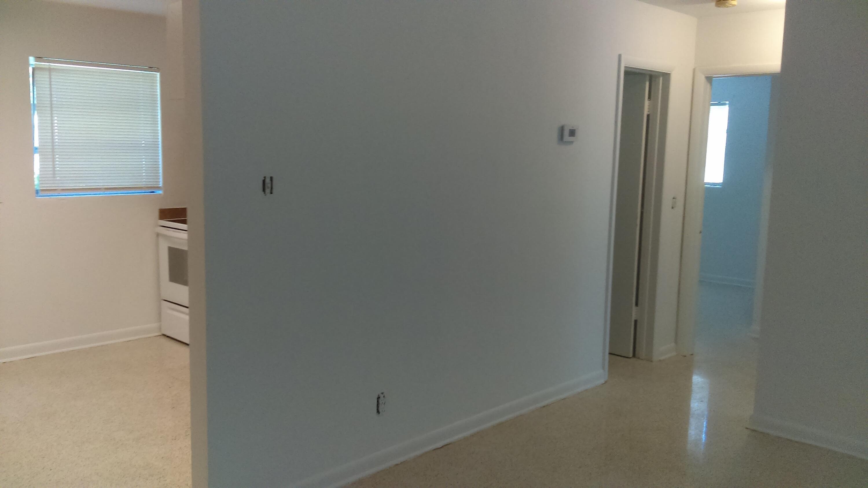 NORTH PALM BEACH VILLAGE OF 6 - Residential Lease