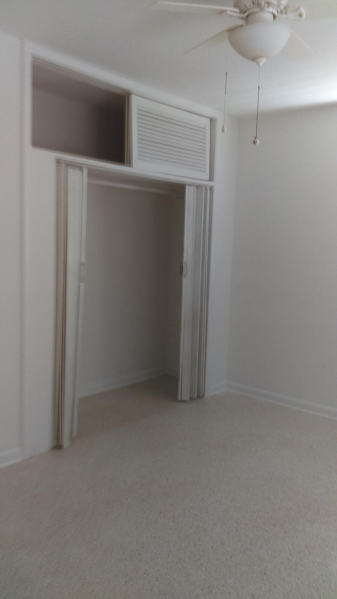 NORTH PALM BEACH VILLAGE OF 6 - Residential Lease