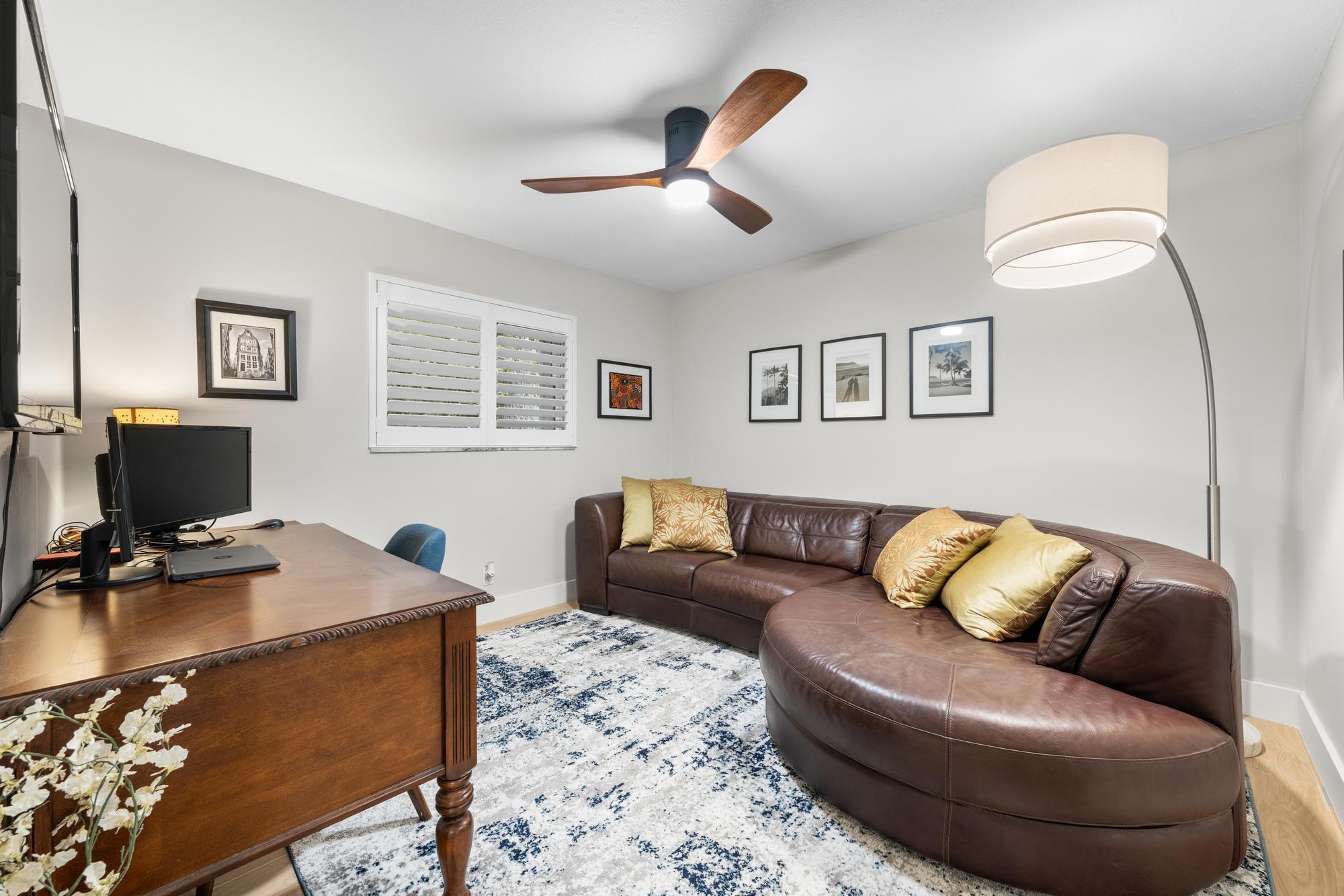 YACHT CLUB ESTATES - Residential