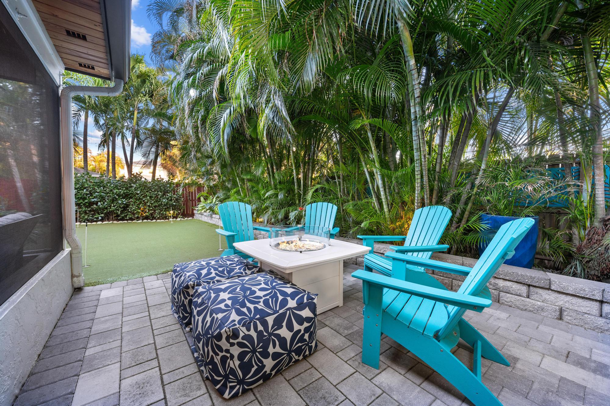 YACHT CLUB ESTATES - Residential