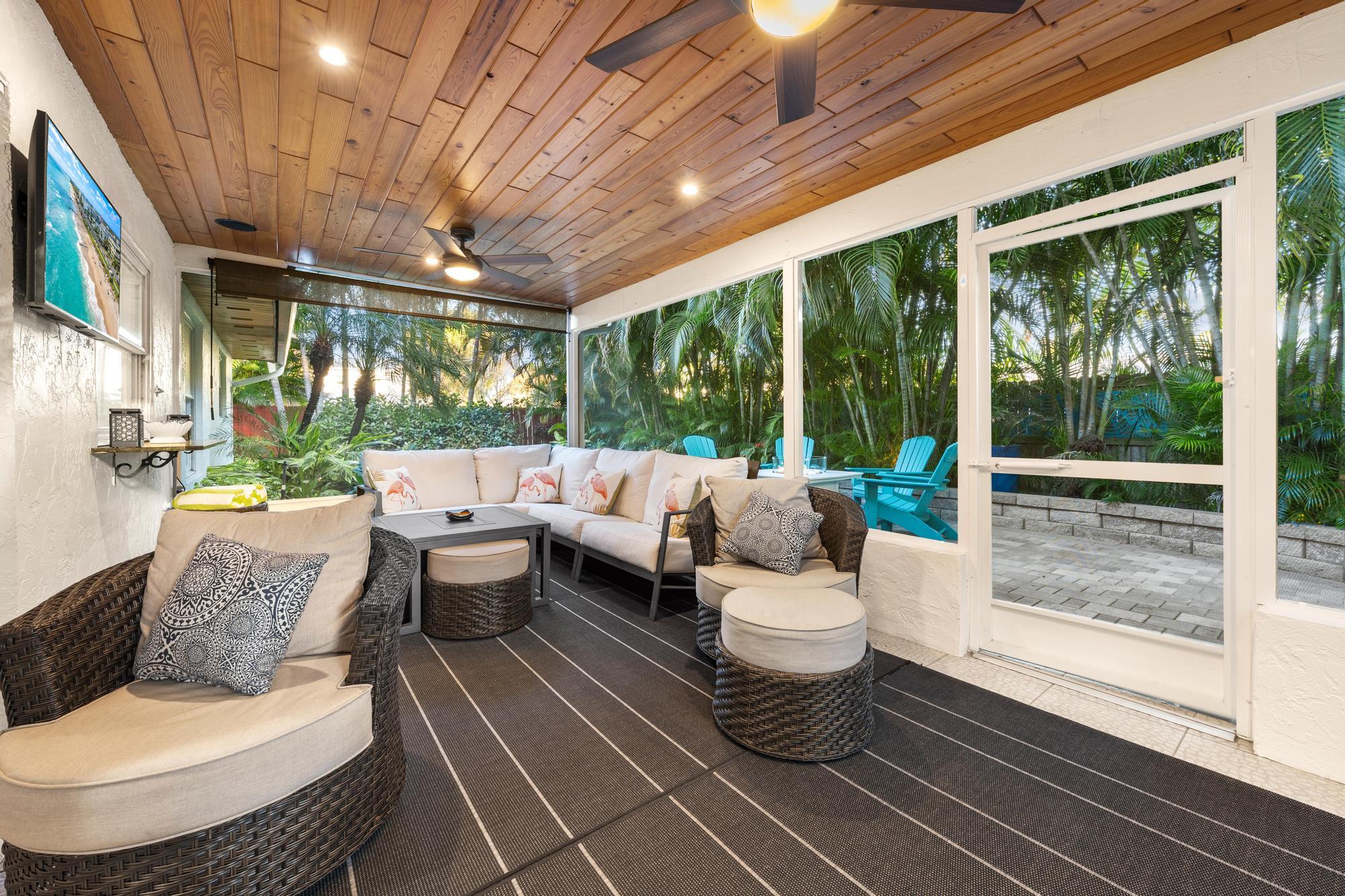 YACHT CLUB ESTATES - Residential