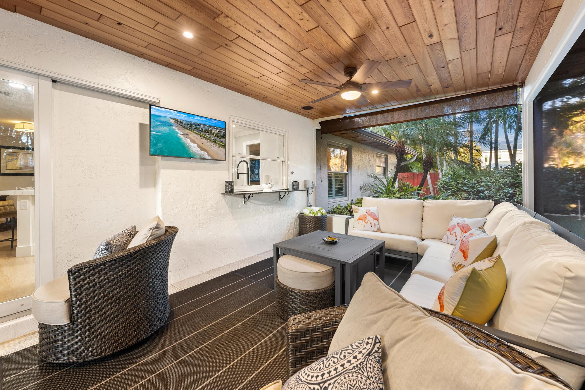 YACHT CLUB ESTATES - Residential