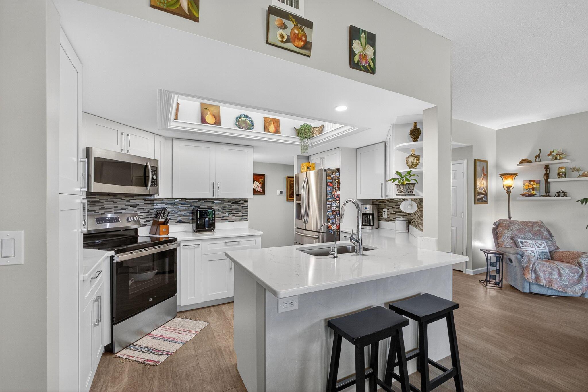 SEA OATS OF JUNO BEACH CO - Residential