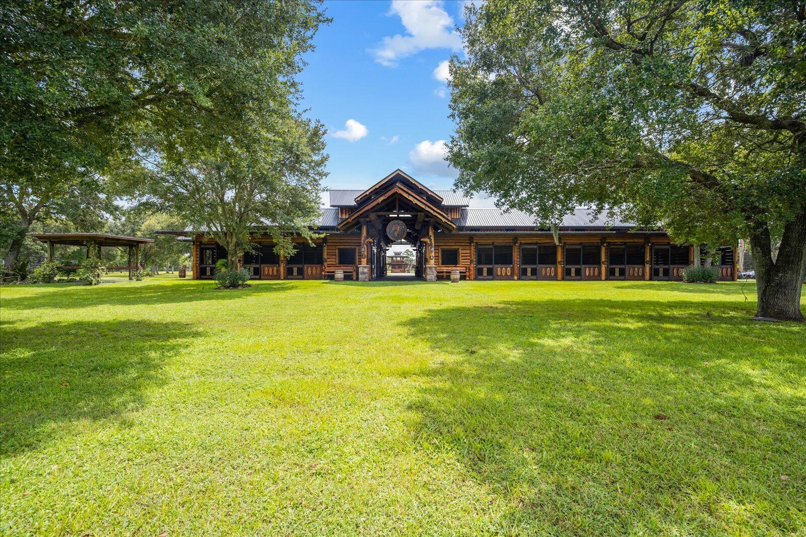 LOXAHATCHEE GROVES - Residential