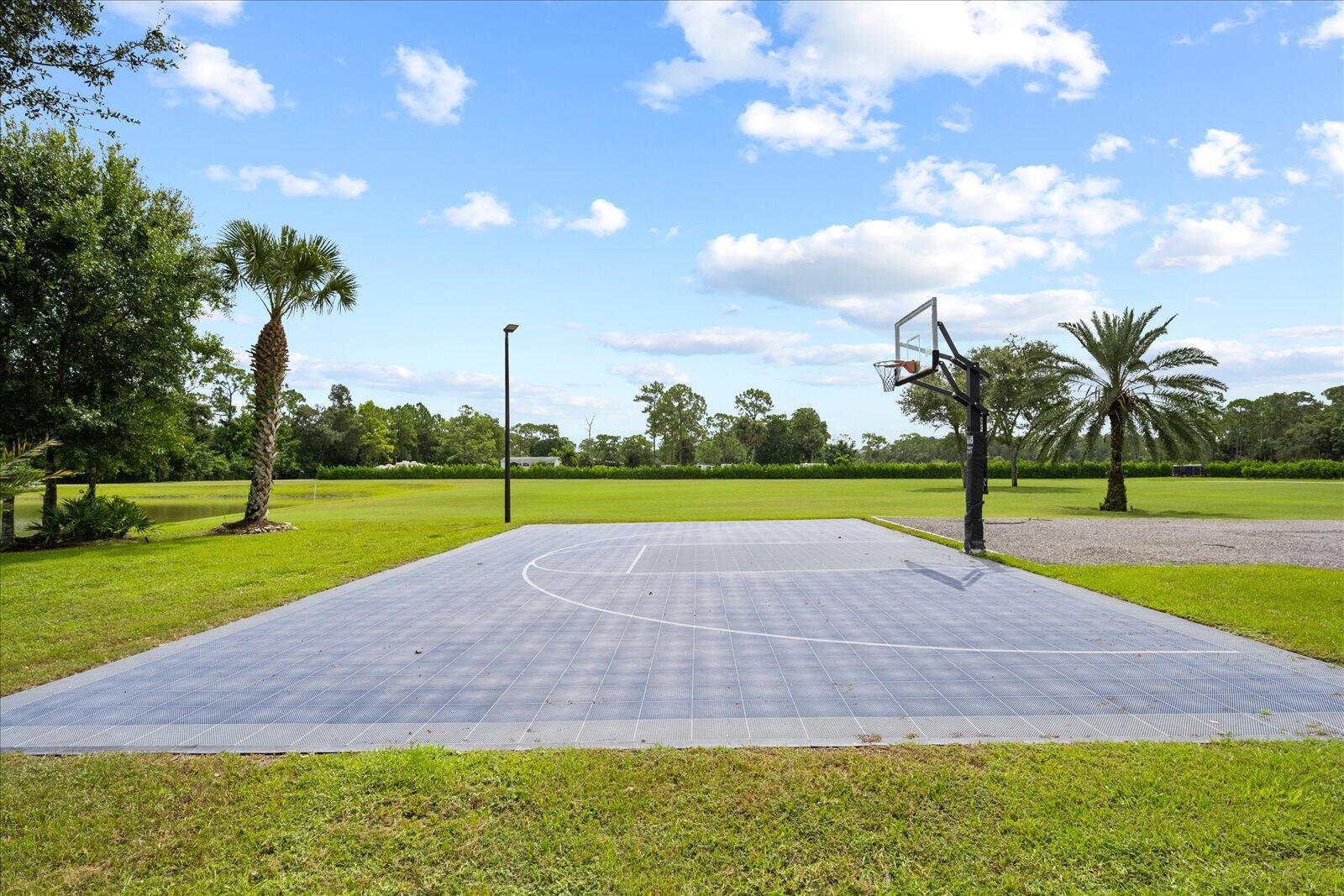 LOXAHATCHEE GROVES - Residential