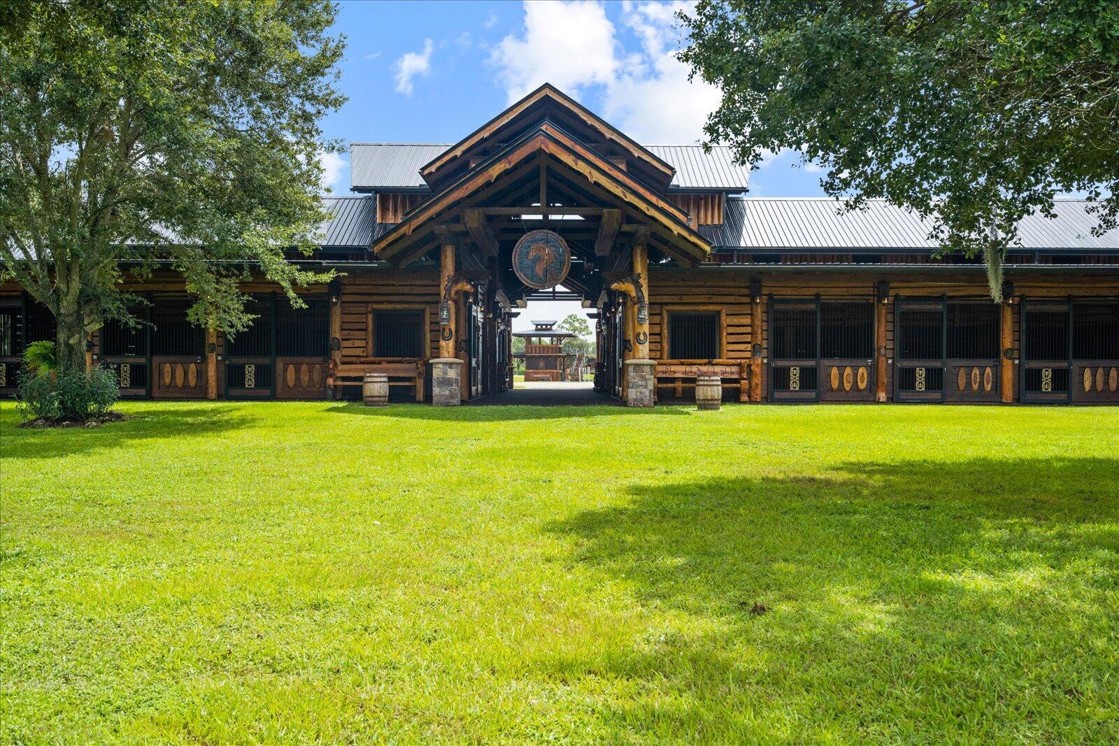 LOXAHATCHEE GROVES - Residential