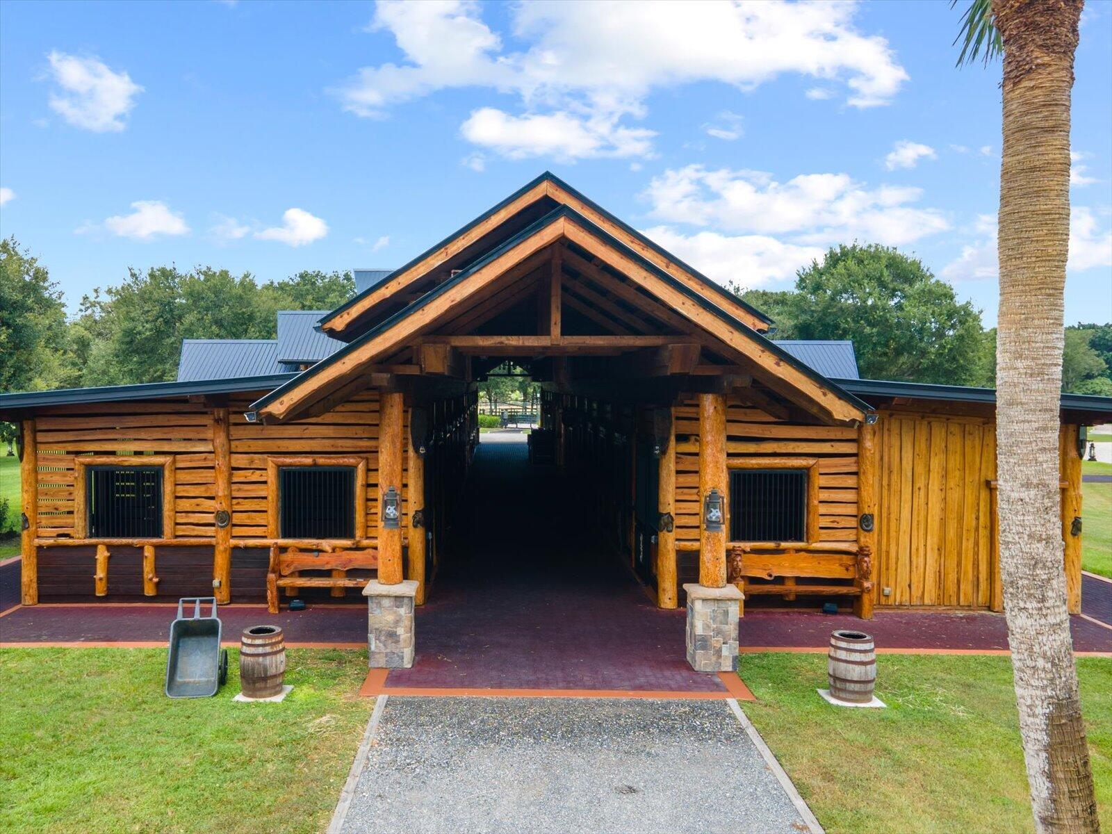 LOXAHATCHEE GROVES - Residential