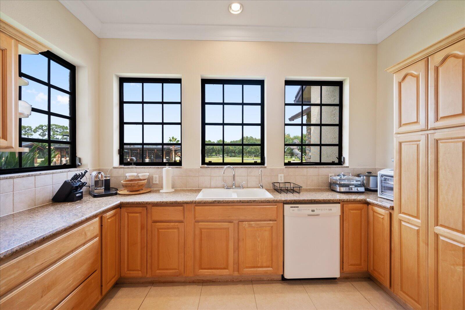 LOXAHATCHEE GROVES - Residential