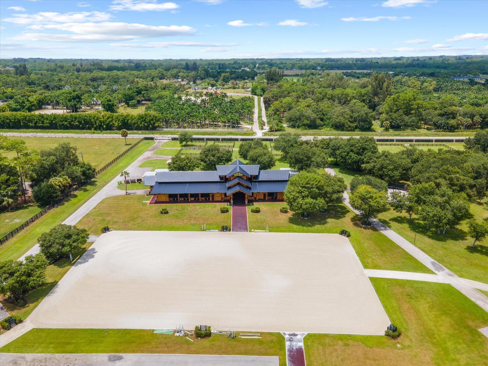 LOXAHATCHEE GROVES - Residential