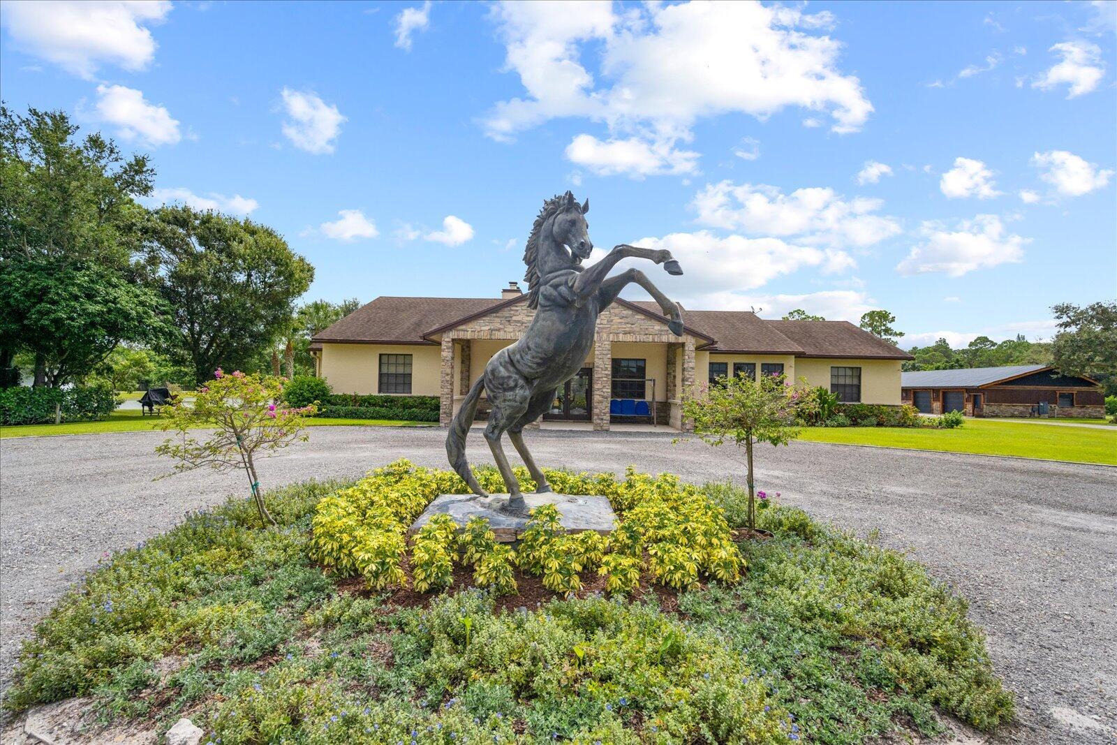 LOXAHATCHEE GROVES - Residential
