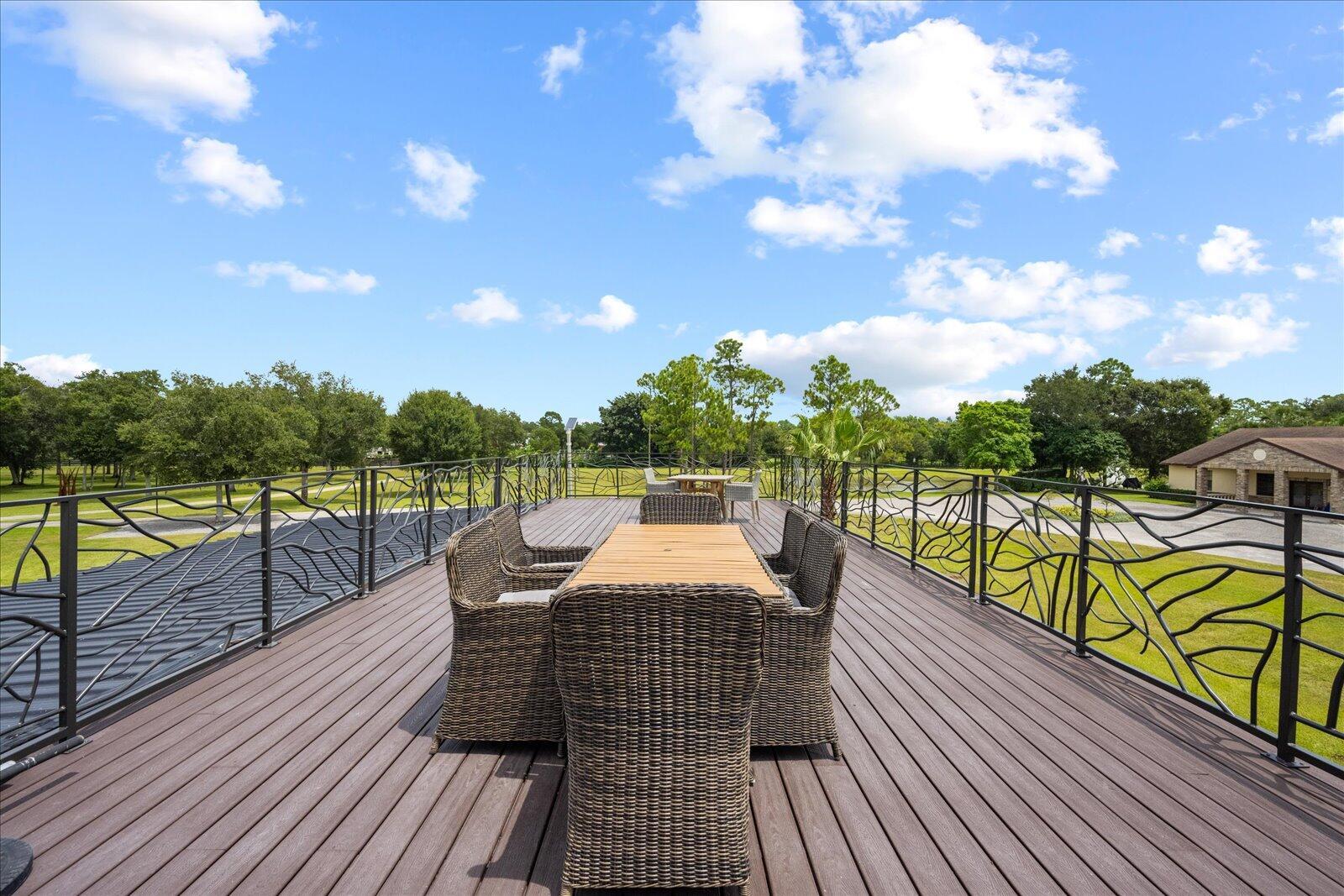 LOXAHATCHEE GROVES - Residential