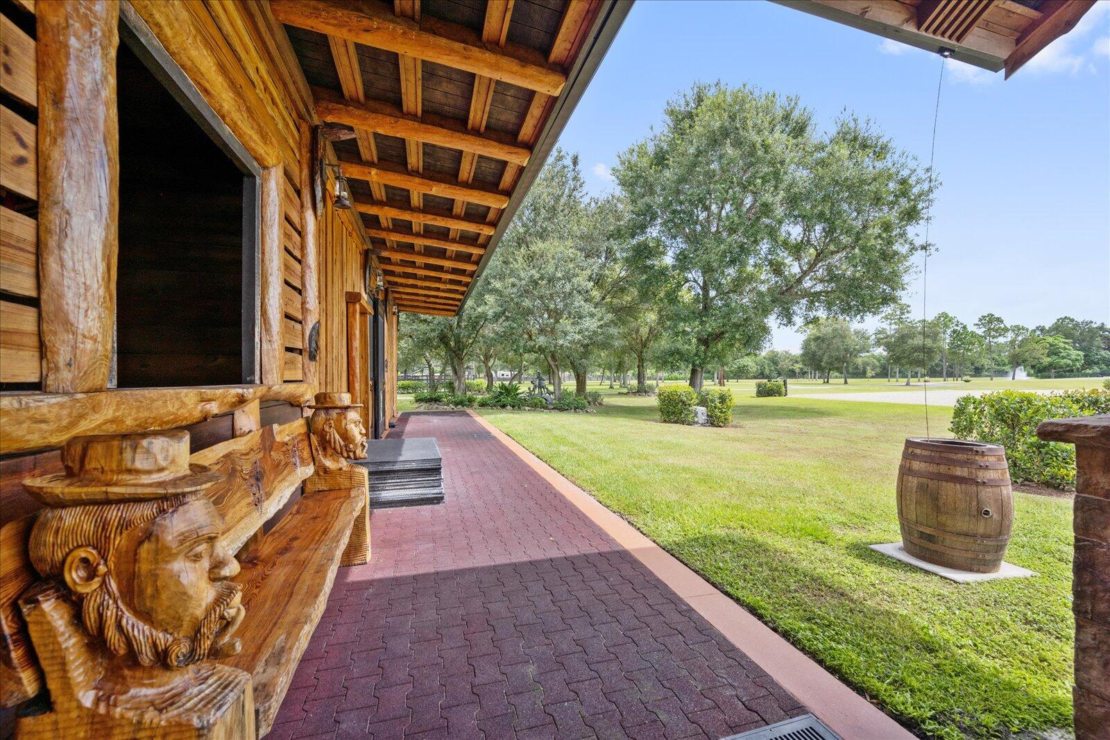 LOXAHATCHEE GROVES - Residential