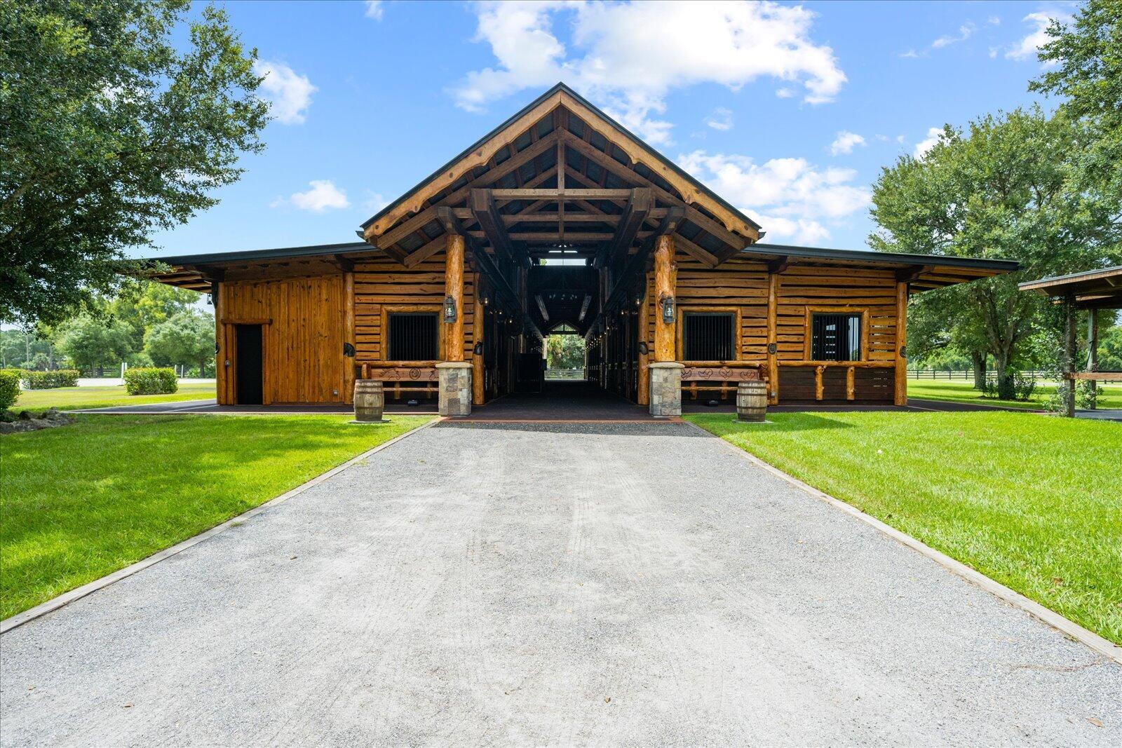 LOXAHATCHEE GROVES - Residential