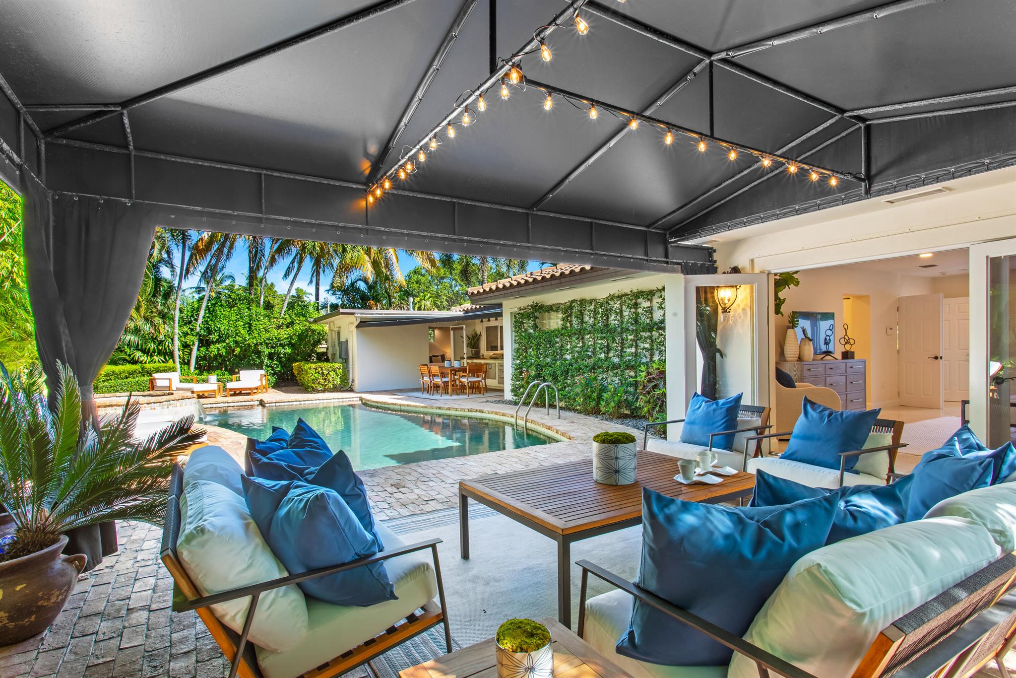 DELRAY TOWN OF - Residential