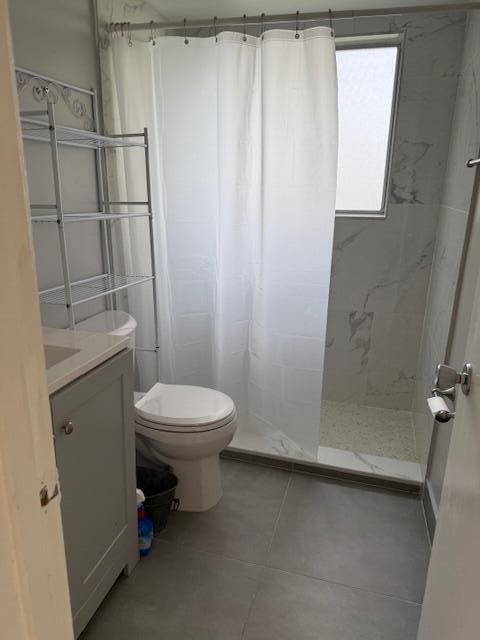 MURRY HILLS APT BLDG CONDO - Residential