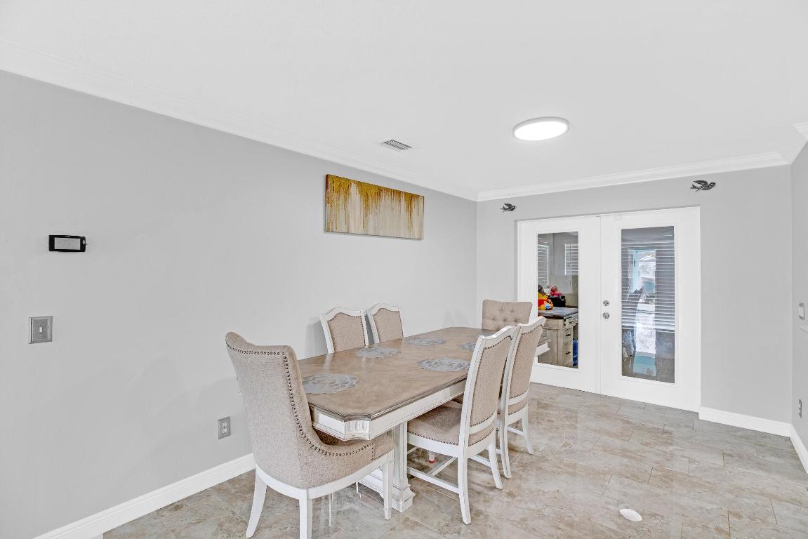 PARADISE PARK UNIT NO 2 - Residential