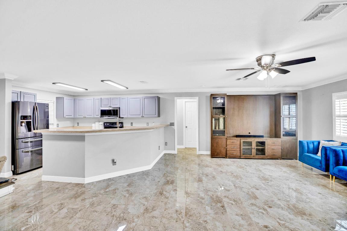 PARADISE PARK UNIT NO 2 - Residential