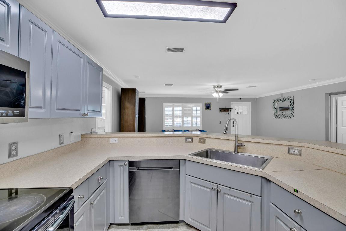 PARADISE PARK UNIT NO 2 - Residential